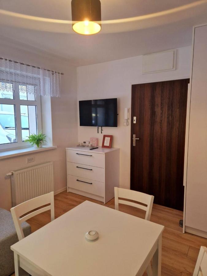 Apartament Przy Deptaku Jelenia Gora Dış mekan fotoğraf
